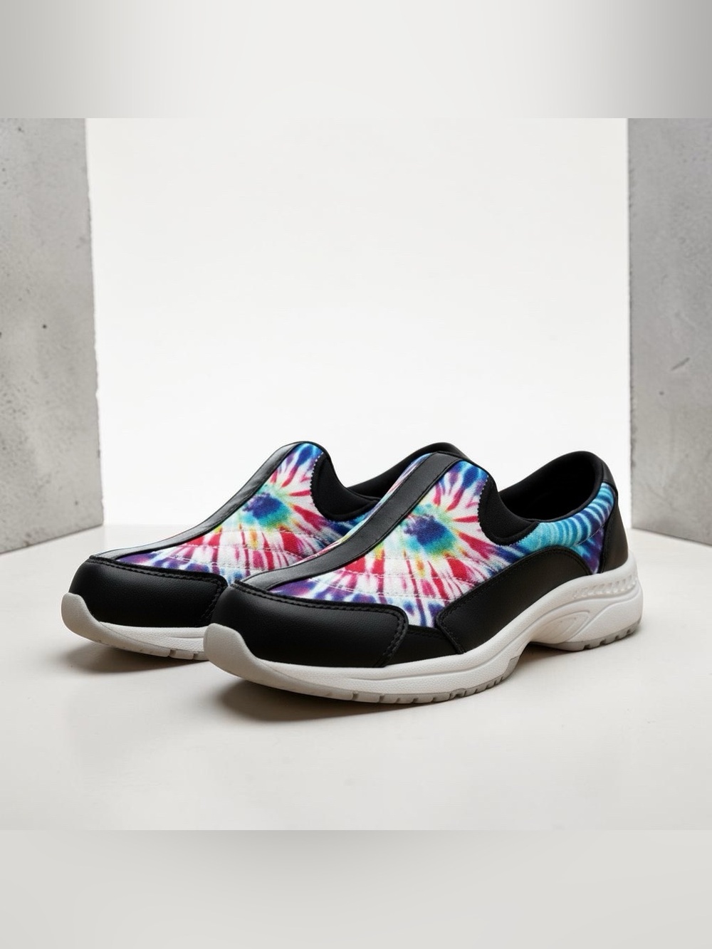 Easy Spirit Traveltime 530 Tie Dye Comfort Mules Size 5M NIB